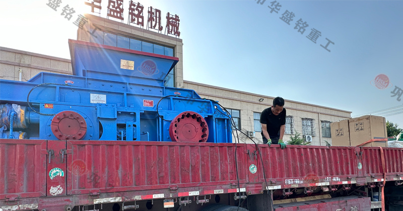華盛銘廠家的對輥制砂機怎么樣？市場價一臺多少錢？